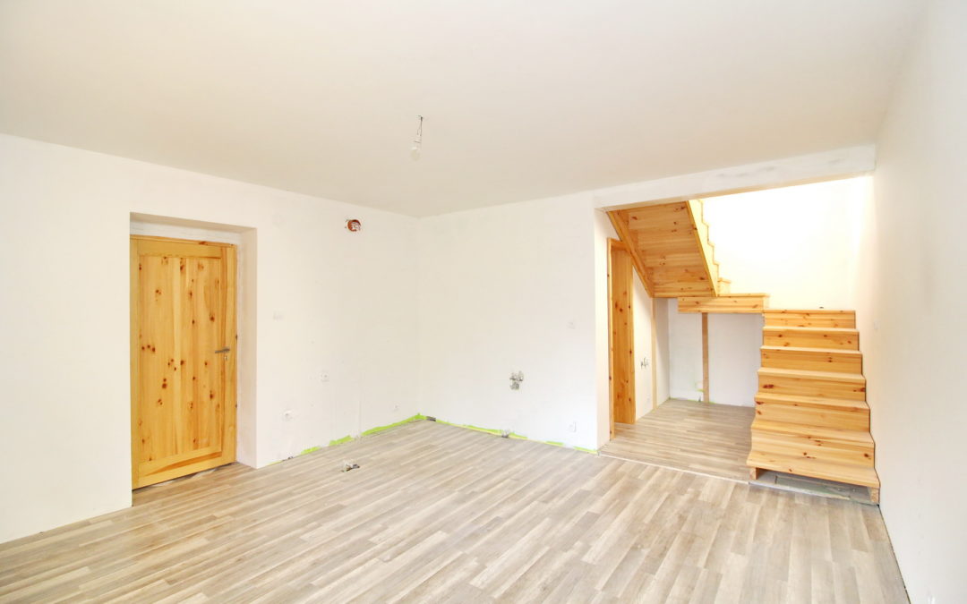 Prodej rodinného domu se 2 bytovými jednotkami, 166 m2, pozemek 585 m2, Horoušany